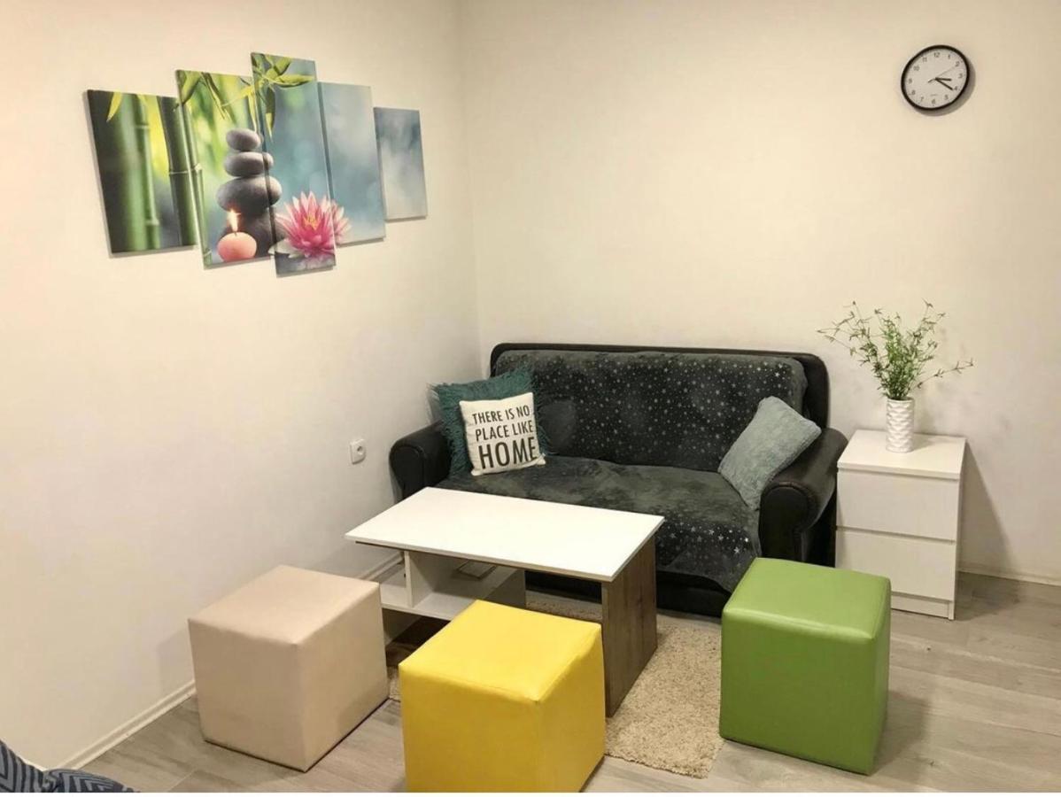 Zen Apartmani Zrenjanin Exteriör bild