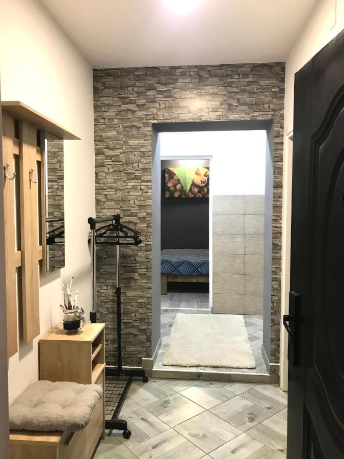 Zen Apartmani Zrenjanin Exteriör bild