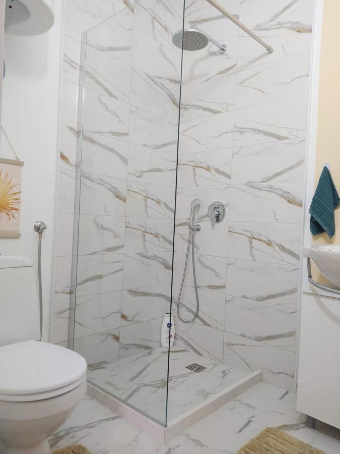 Zen Apartmani Zrenjanin Exteriör bild