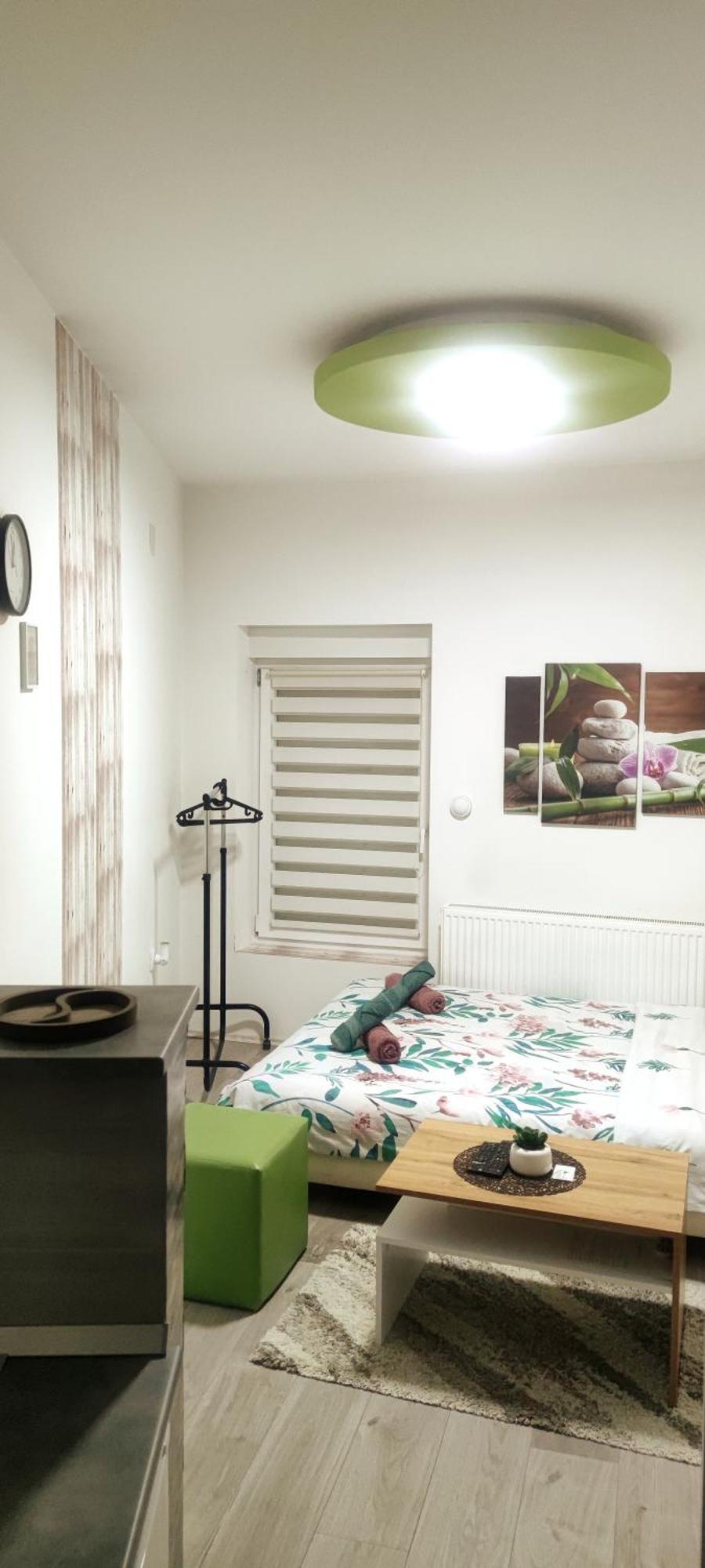 Zen Apartmani Zrenjanin Exteriör bild