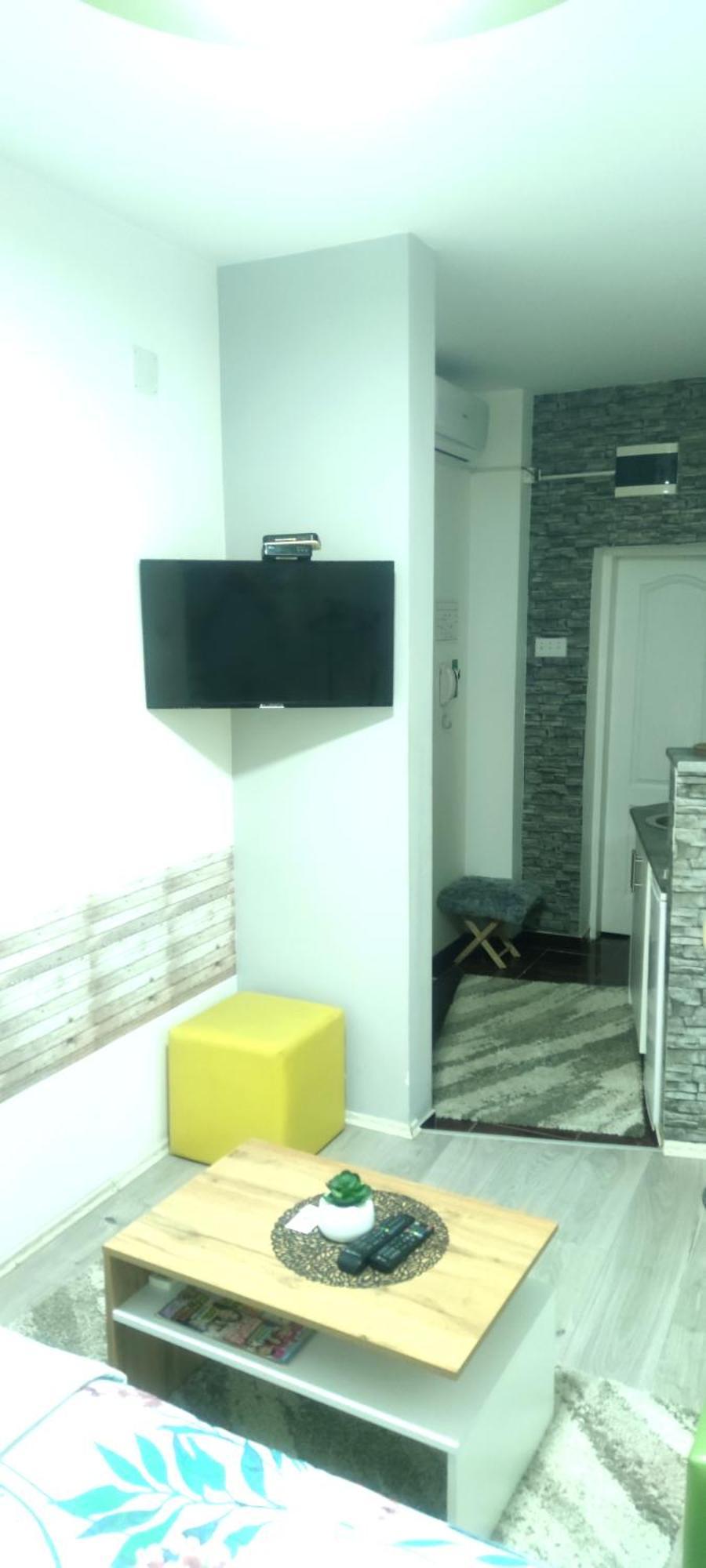 Zen Apartmani Zrenjanin Exteriör bild