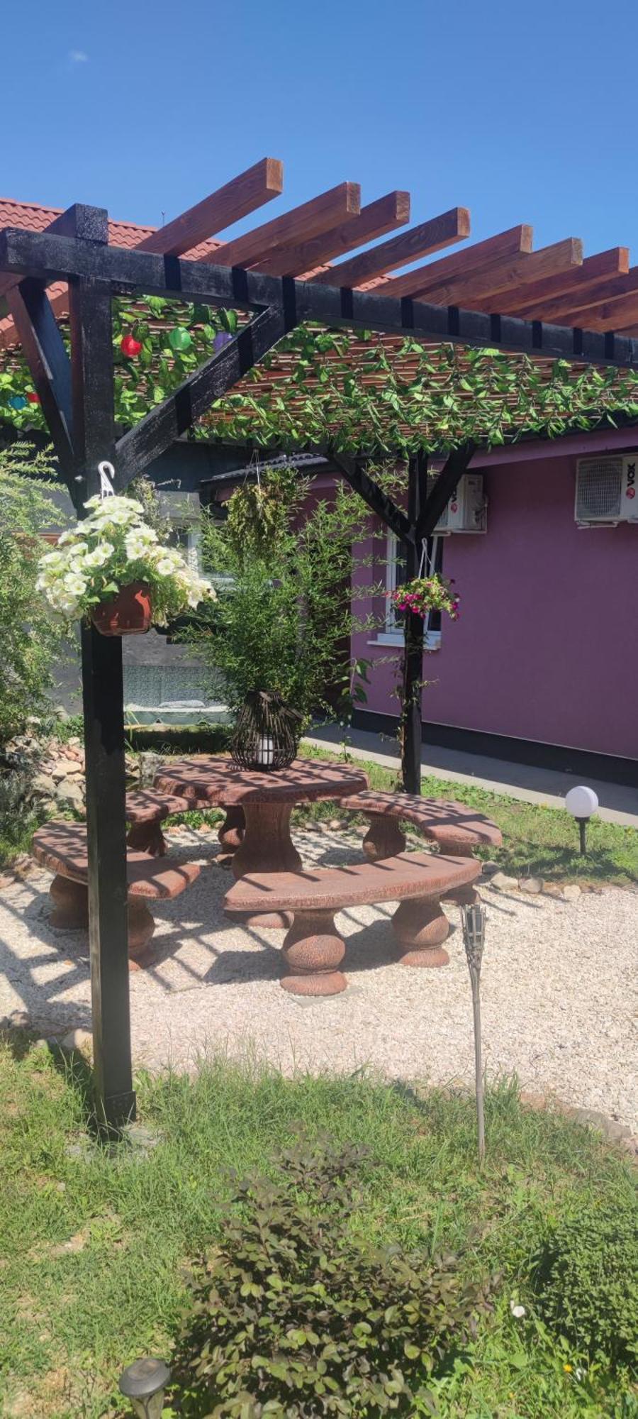 Zen Apartmani Zrenjanin Exteriör bild