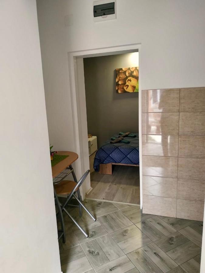 Zen Apartmani Zrenjanin Exteriör bild